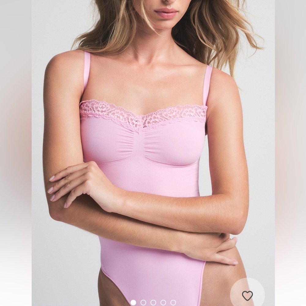 Skims seamless sculpt lace thong bodysuit